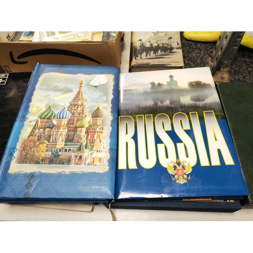 454 - Moscow Photograph Album From 2020 Ft Red Square, Museums And Cathedral, Plus A Book About Russia In ... 