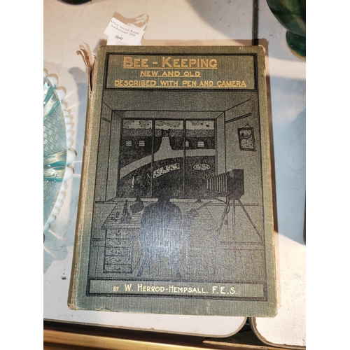 509 - First Edition Bee Keeping New And Old Described With Pen And Camera 1930 Volume 1, Published By The ... 