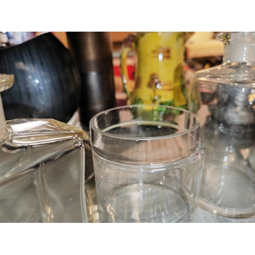 419 - 11 X Vintage Apothecary Jar + Bottles Some With Cracks And Chips And Some Stoppers Have Nibbles Arou... 