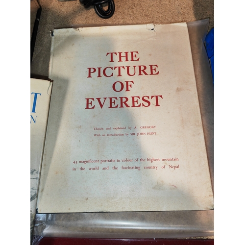 603 - The Mount Everest Reconnaissance Expedition 1951 1st Edition By Eric Shipton & The Picture Of Everes... 