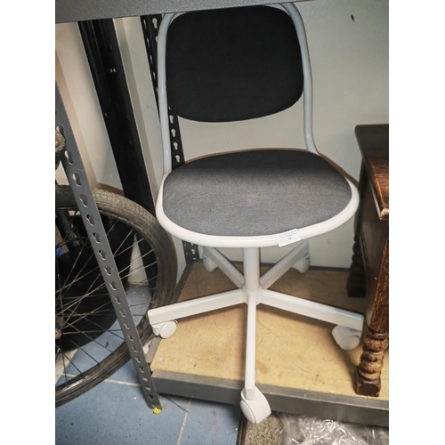 72 - Childs Ikea Desk Chair