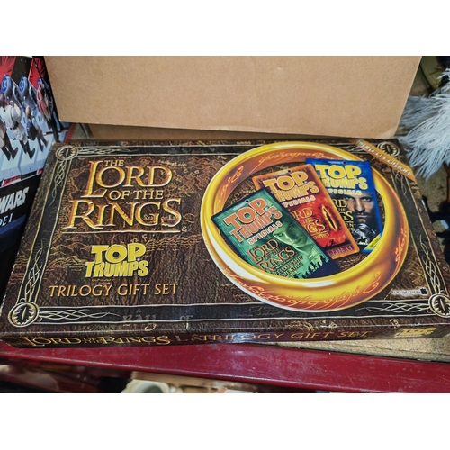 150 - Lord Of The Rings Trump Card Set