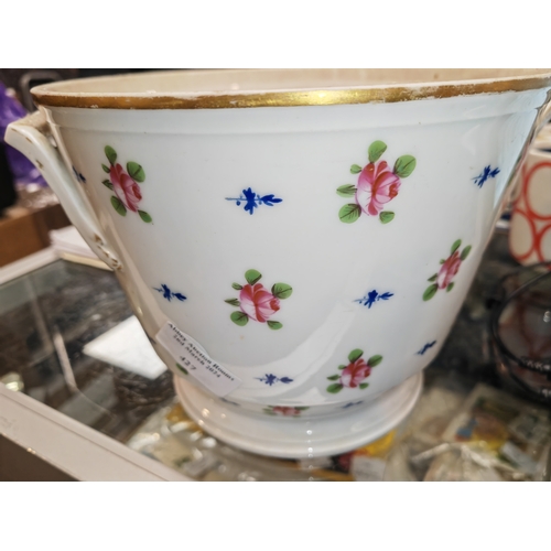 427 - China Plant Pot