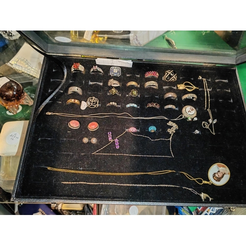 303 - Display Box Of 19 Rings Some Silver + 5 Drop Pendant & Chains + 5 Sets Earrings + 2 Pandora Style Be... 