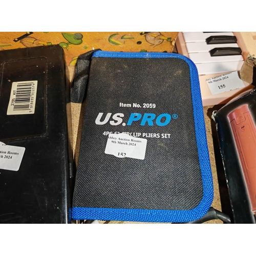 152 - U S Pro 4 Circlip Plier Set