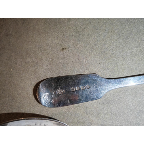 334 - 4 London 1866 Silver Dessert Spoons Weights 183Gms