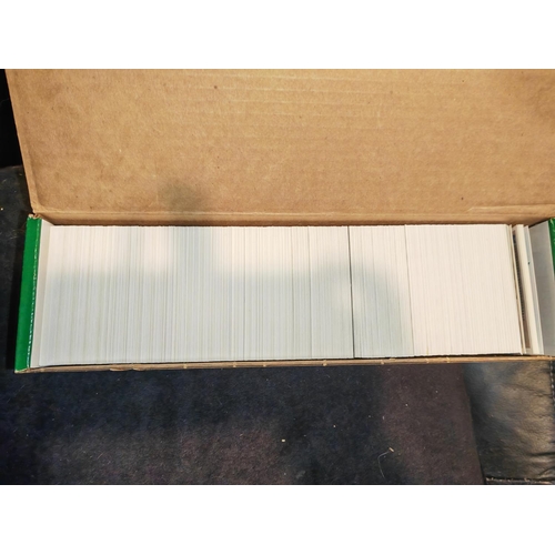 269 - 800 Baseball Cards 1990 Complete Set By Upper Deck