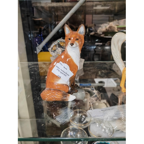 415 - Beswick Fox Sitting