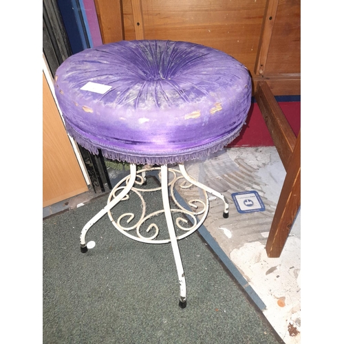 734 - 1970'S Metal Dressing Table Seat In Need Of T L C