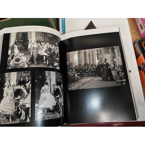 141 - Christian Dior Catwalk Book