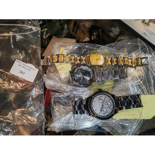 302 - 3 Men'S Watches