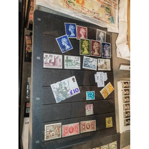 564 - GB Lot Of Stamps