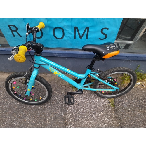 43 - Star Childs Push Bike