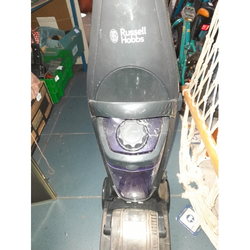 78 - Russell Hobbs Carpet Cleaner