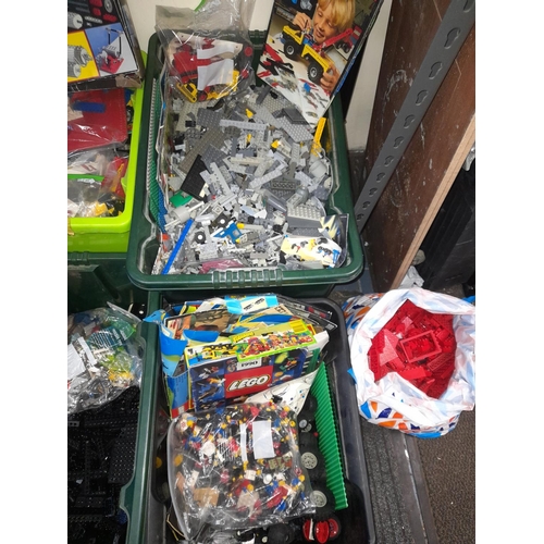 86 - Large Selection Of Lego Approx 45Kg