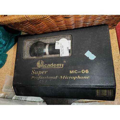 248 - Academy Super Mic-06 Professional Microphone In Case