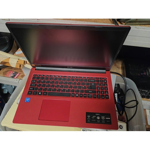 664 - Acer A315/34 Laptop In Working Order Spec Intel Celeron N400 Cpu 1.1Ghz Processor, 4Gb Ram, 118Gb HD... 