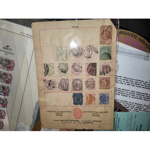 530 - 2 Pages Of Victorian British Stamps