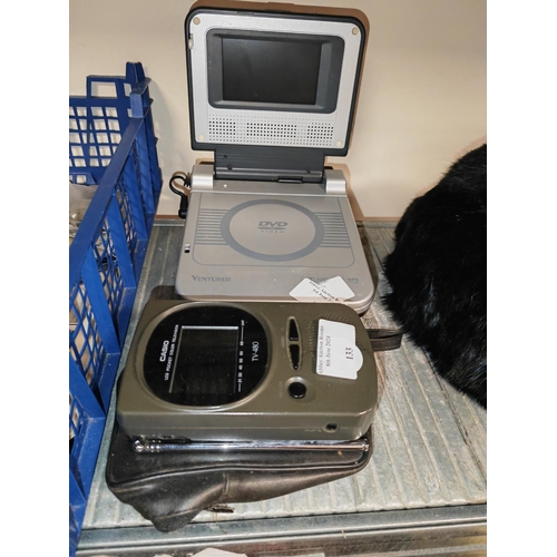 133 - Portable Dvd Player + Portable Mini Tv