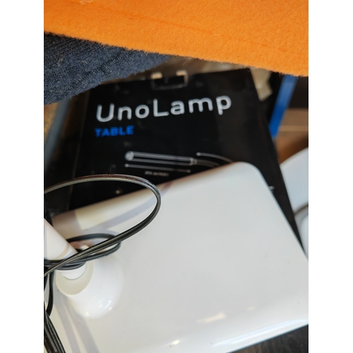 94 - Uno Led Lamp