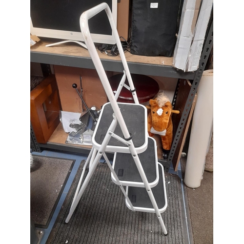 88 - Set Of 3 Step Ladders