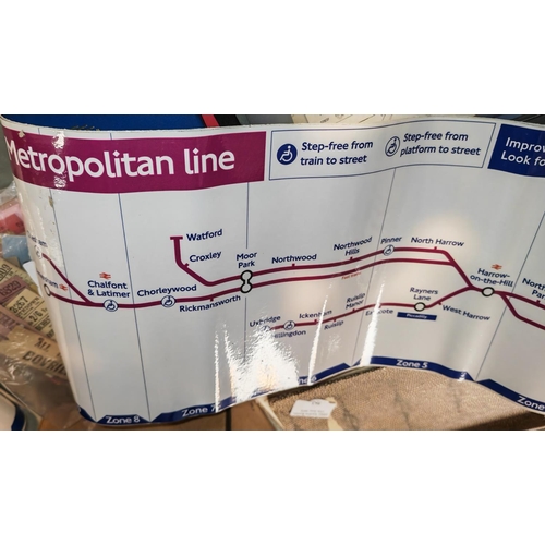 571 - 2 London Underground Metropolitan Carriage Maps