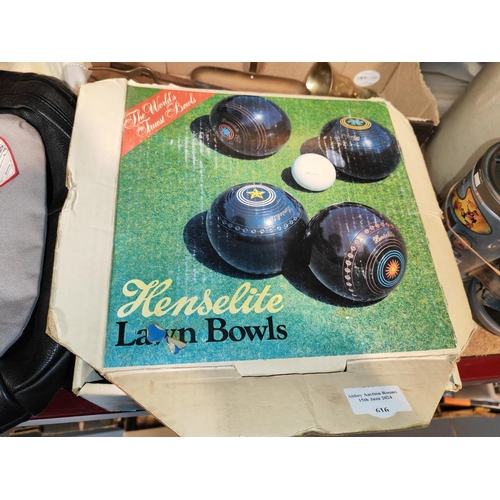 616 - Henselite Lawn Bowls