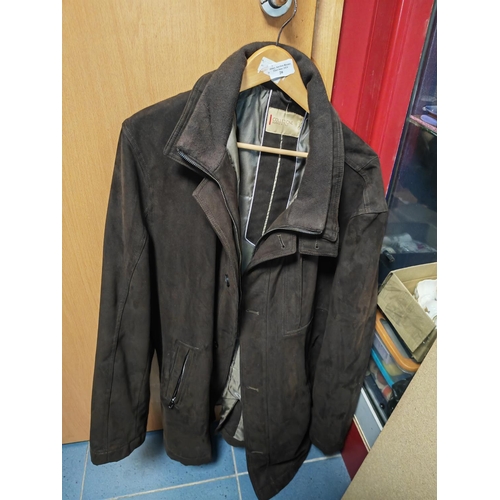 20 - Suede Man'S Coat By Collezione