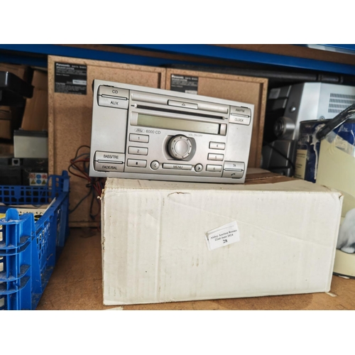 28 - Ford 6000 Cd Radio Cassette In Box