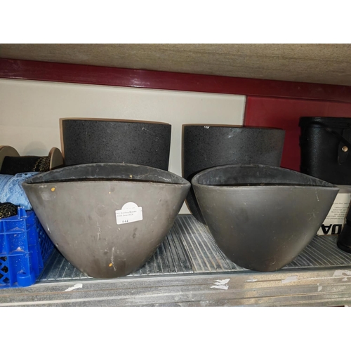 644 - 4 Black Earthenware Flower Pots