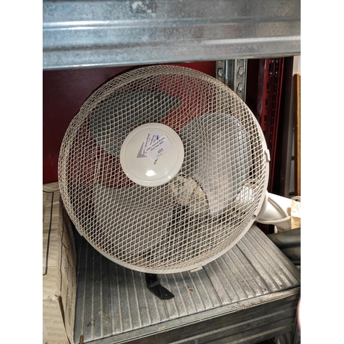 653 - Electric Desk Fan