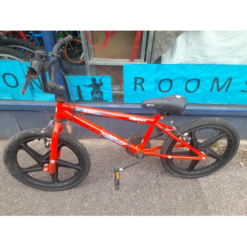 63 - Bmx Childs Shockwave Marshall Push Bike