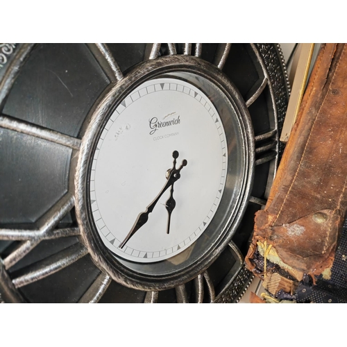 126 - Greenwich Round Wall Clock