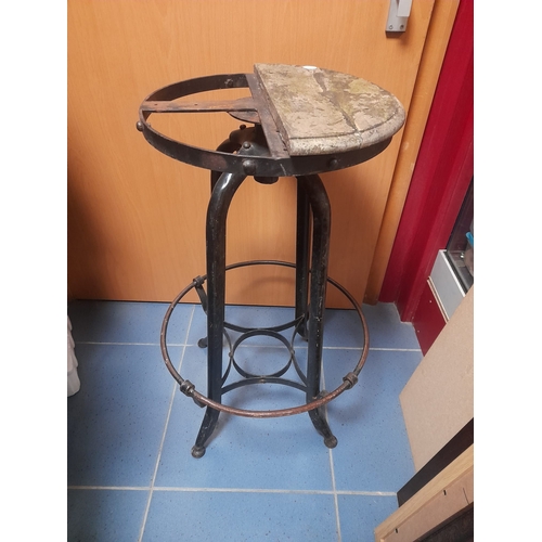 43 - Industrial Machinist Stool Needs New Seat