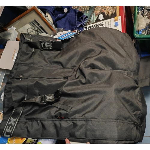 244 - Pair Of Texpeed Bikers Trousers Size 36L