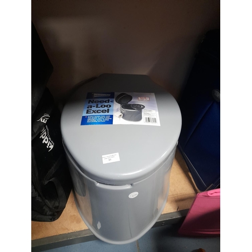 83 - Portable Camping Toilet
