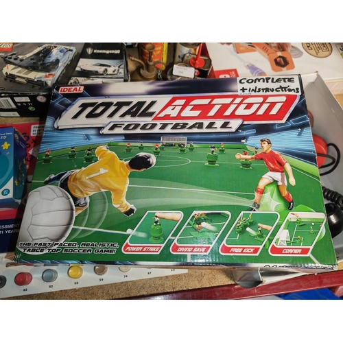 230 - Vintage Total Action Football Game