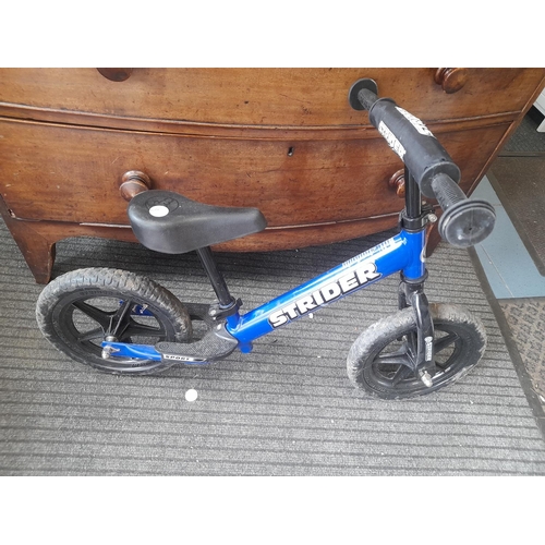 64 - Strider Stroller Childs Push Bike