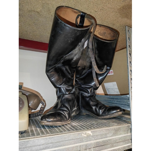 649 - Pair Of Leather Riding Boots Size 6 1/2