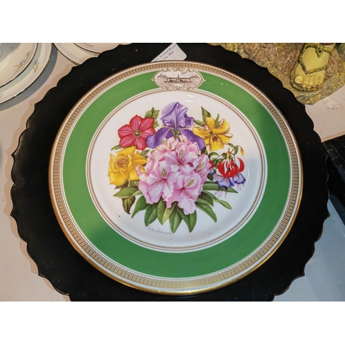 543 - 3 Mixed Plates Including A Royal Doulton Chelsea Flower Show 1981 Plate, And A Black Lacquered Plate