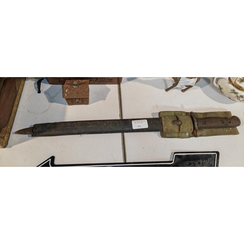 572 - Bayonet In Sheath (Tip Missing To Sheath)