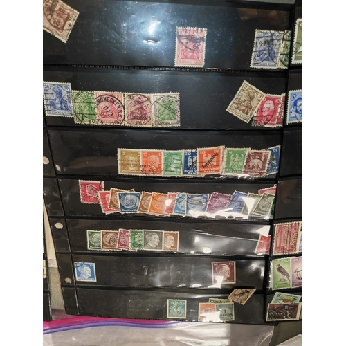 621 - Bag Of 4 Sheets Of World Stamps