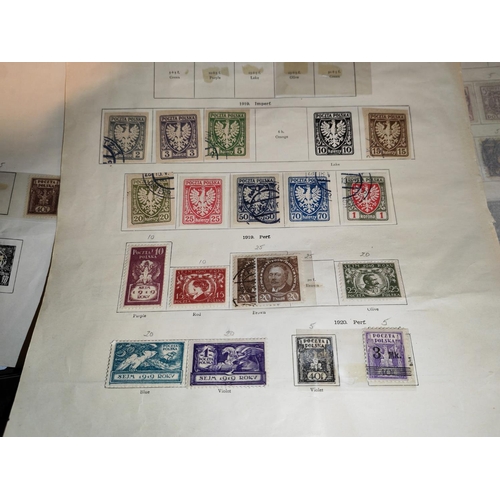 632 - Selection Of Older Polish Stamps On Pages