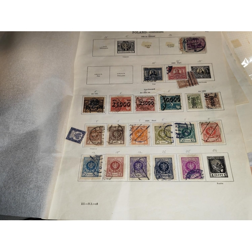 632 - Selection Of Older Polish Stamps On Pages