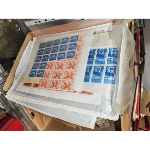 723 - Box Of World Stamps On Packets And Pages