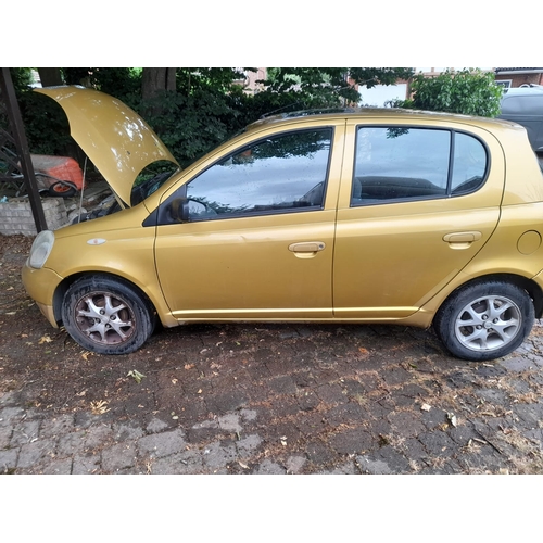 0 - Toyota Yaris MOT Expired November 2023 Starts Up On The Button And Drives - Coming Next Sale on 13th... 