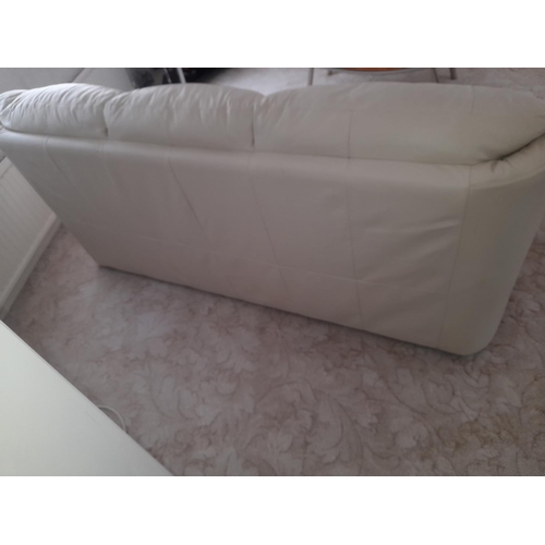 815 - Cream Leather 3 Seater Sofa