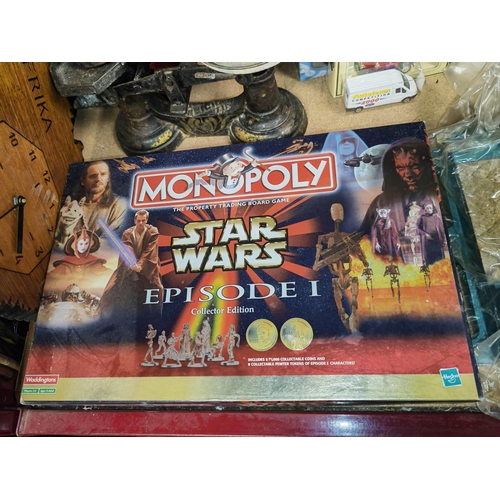 145 - Ltd Edition Star Wars Monopoly Game