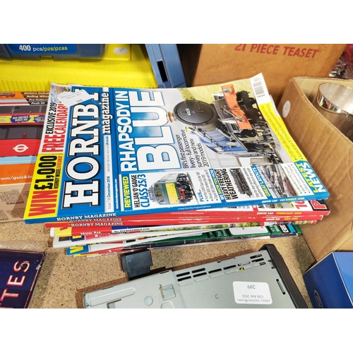 208 - Stack Of Hornby Magazines