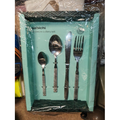 257 - Unused Sabichi 16 Cutlery Set And Unused Siemens Oven Glove